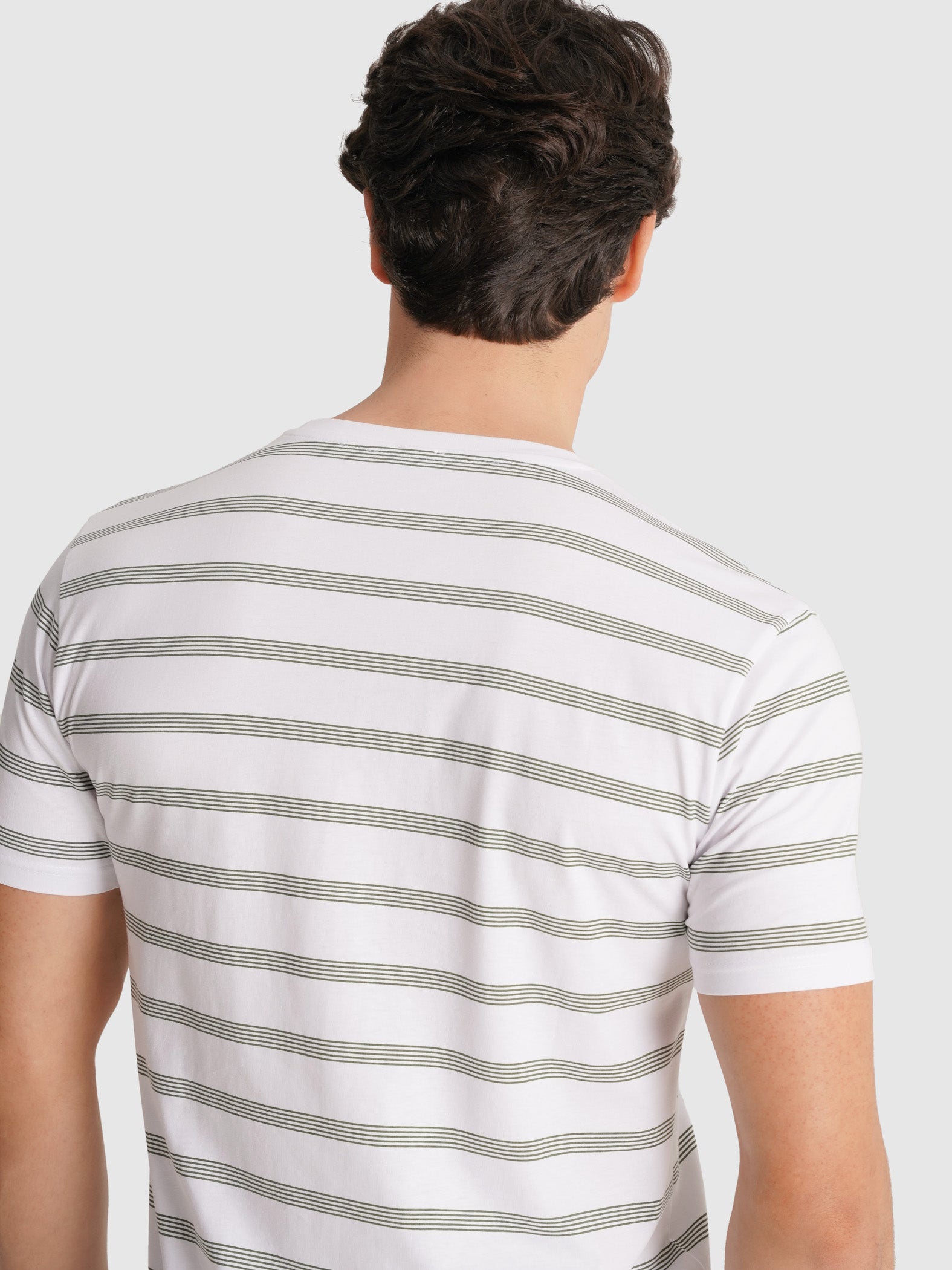 T-SHIRT ALGODÃO VERDE MANGA CURTA REGULAR FIT MR. BLUE