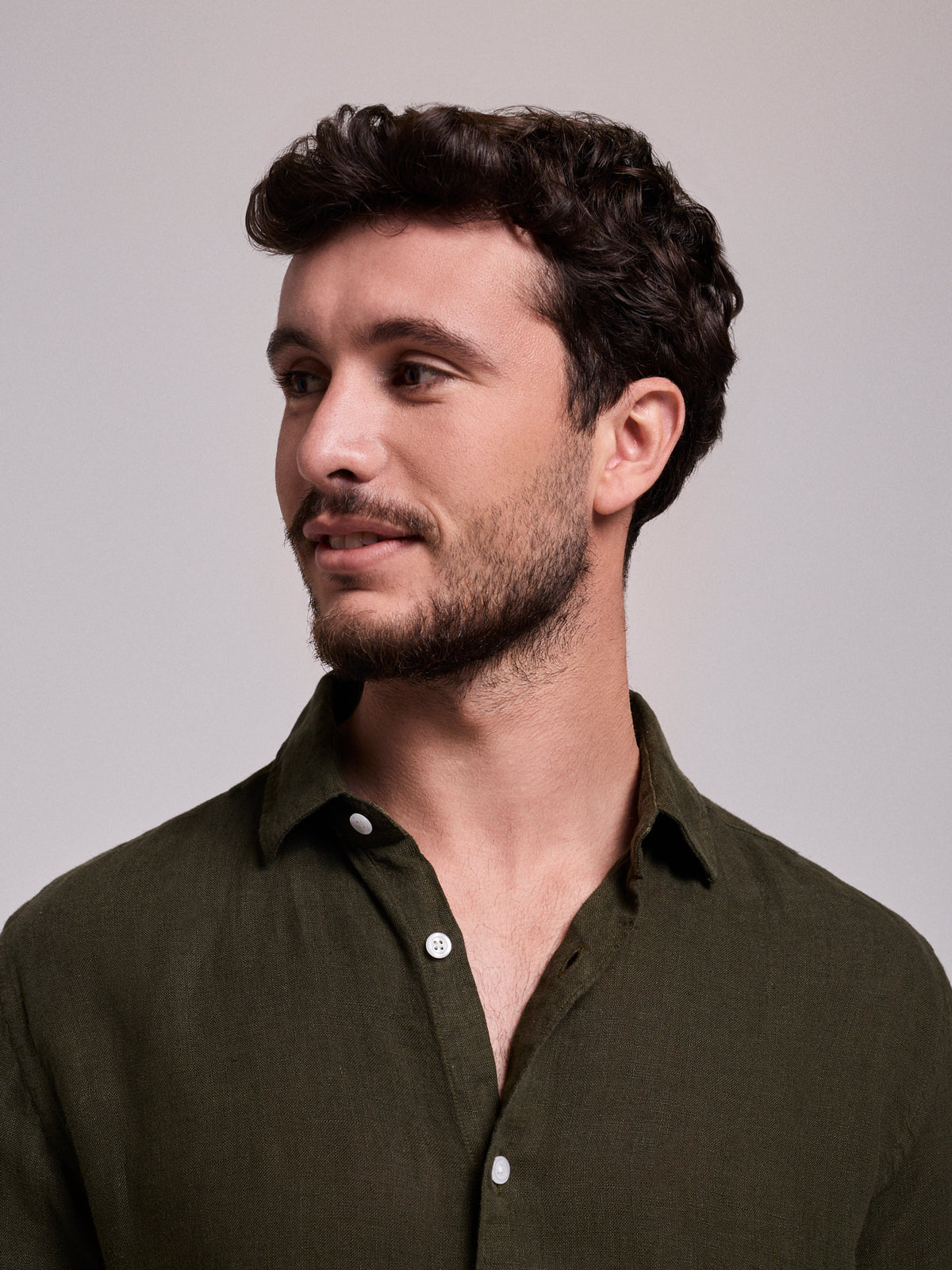 CAMISA LINHO VERDE MANGA COMPRIDA TAILORED FIT MARK BELLUCCI