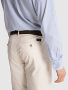 CALÇAS TWILL BEGES REGULAR FIT MR. BLUE